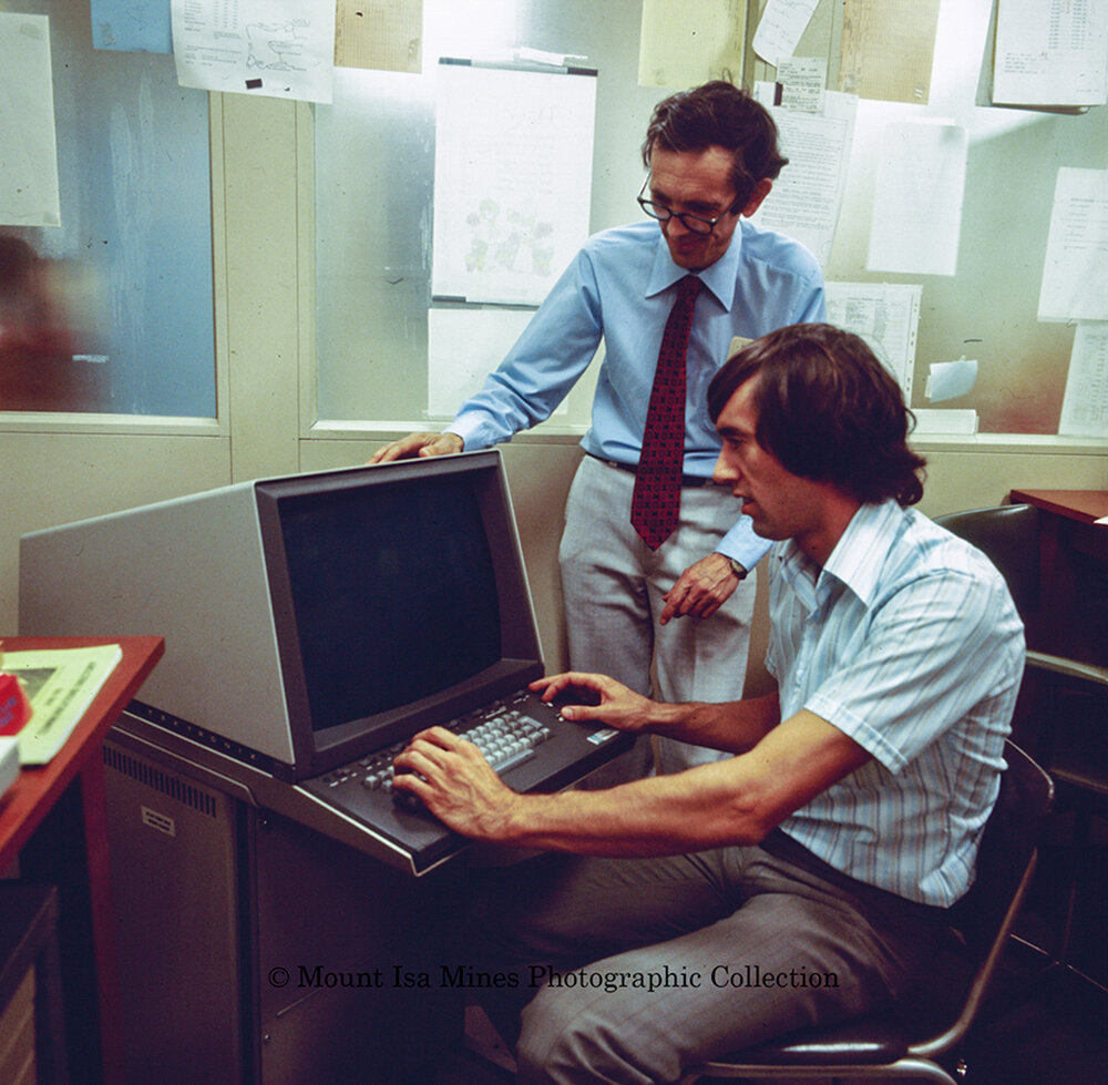Computer Tektronix 4014 in Computer Building, Mount Isa Mines, September 1979