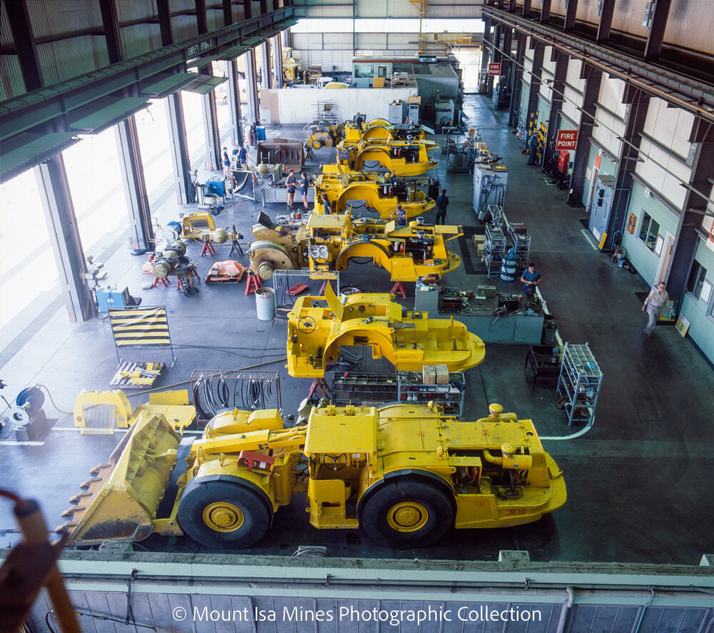 Heavy Vehicle Workshop, Mount Isa Mines, April 1987