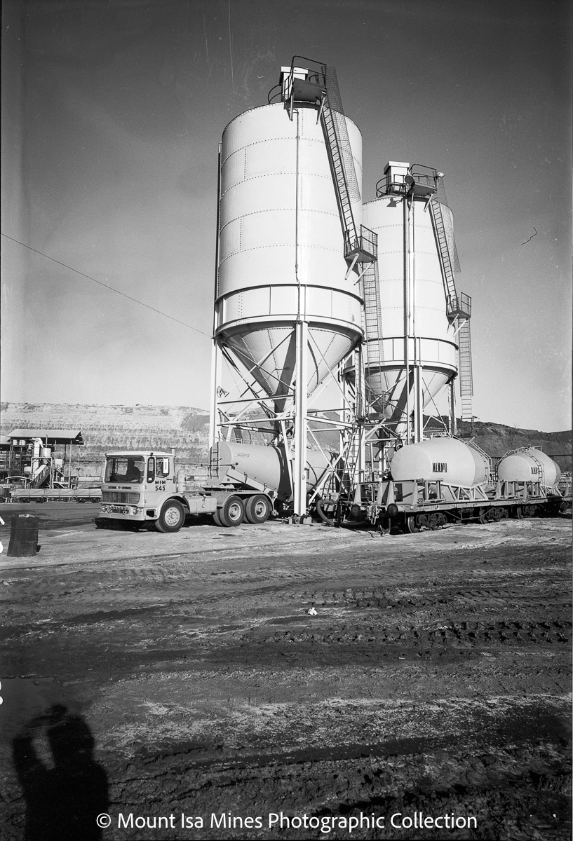 Bulk cement tank container, Mount Isa Mines, July 1969