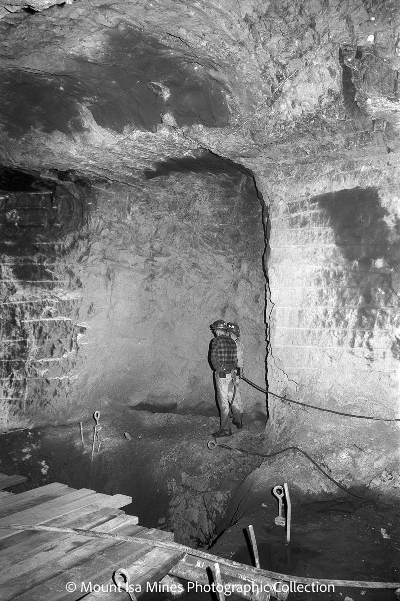 Special cut 19 level underground, Mount Isa Mines, September 1969