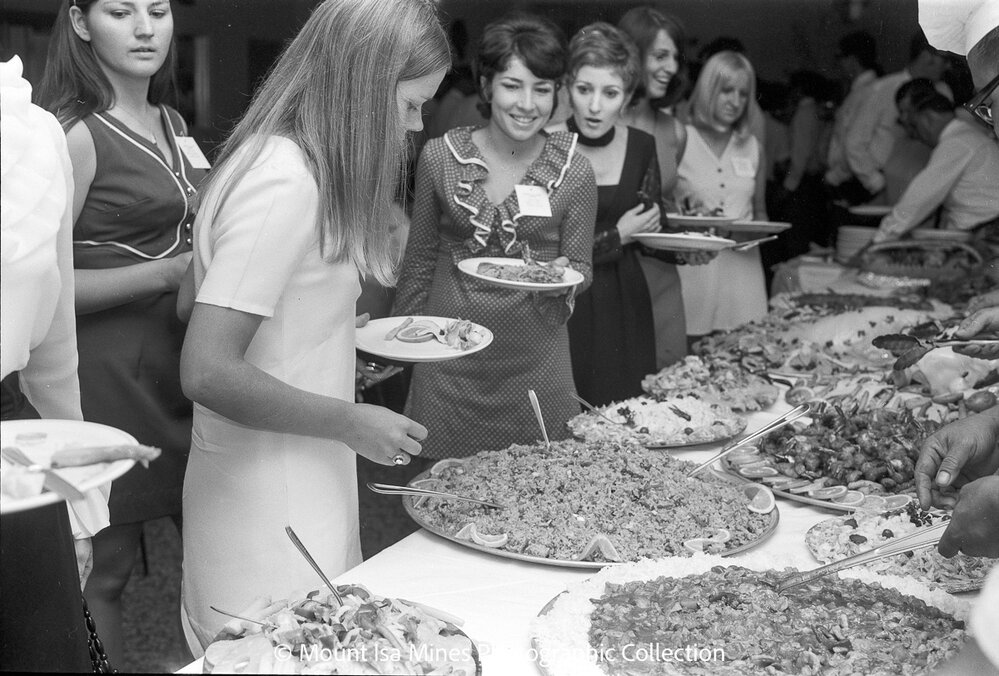 MIM farewell dinner for university students vacation employment, Mount Isa City, January 1970