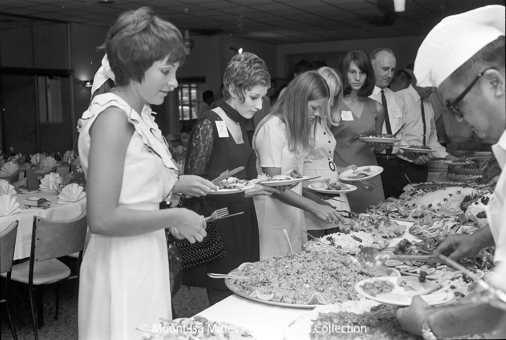 MIM farewell dinner for university students vacation employment, Mount Isa City, January 1970
