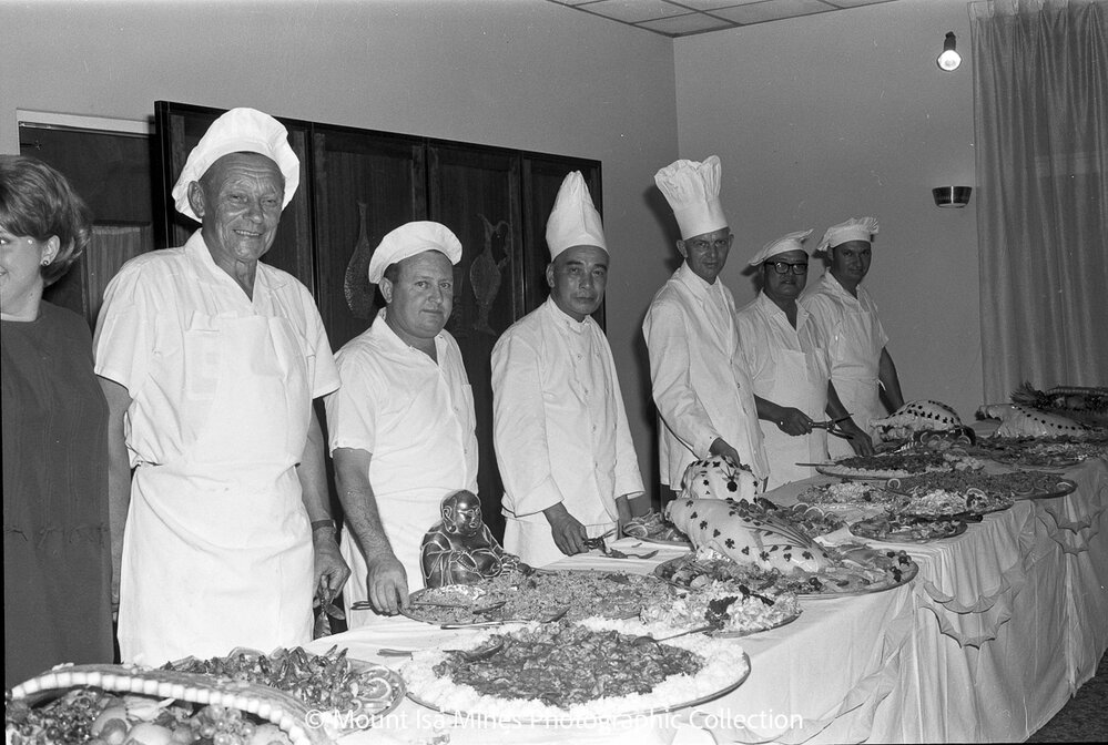 MIM farewell dinner for university students vacation employment, Mount Isa City, January 1970