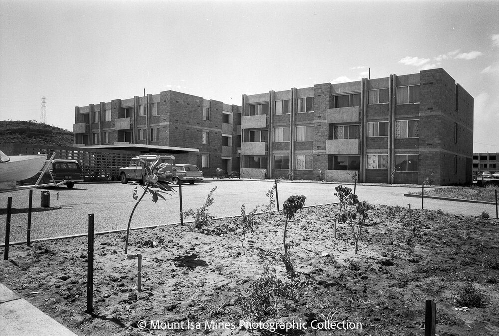 Flats under construction, Parkside, February 1970