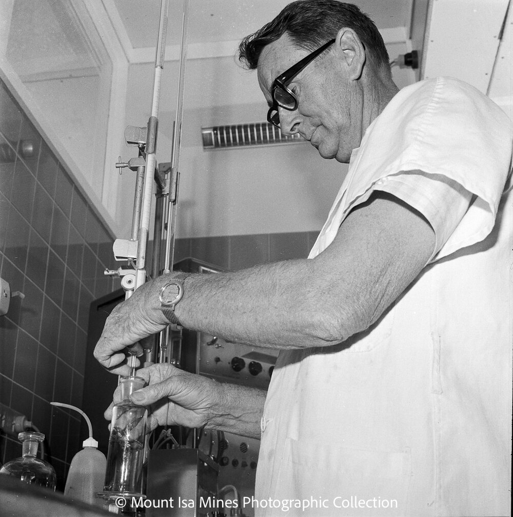 Air quality sampling and testing, March 1970