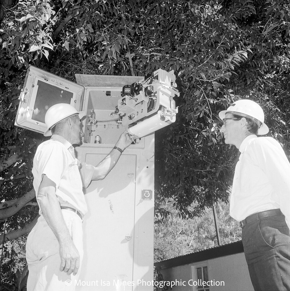 Air quality sampling and testing, March 1970