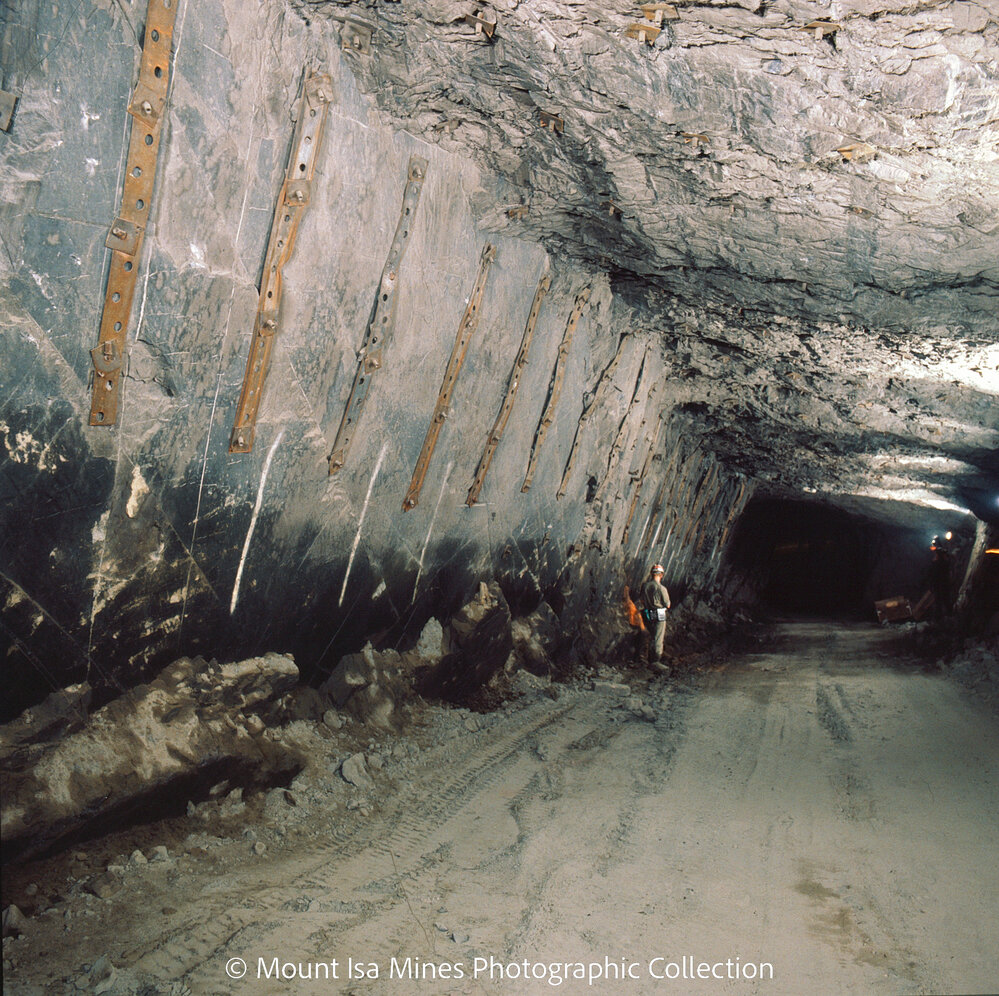 Hanging wall ground support, Mount Isa Mines, January 1987