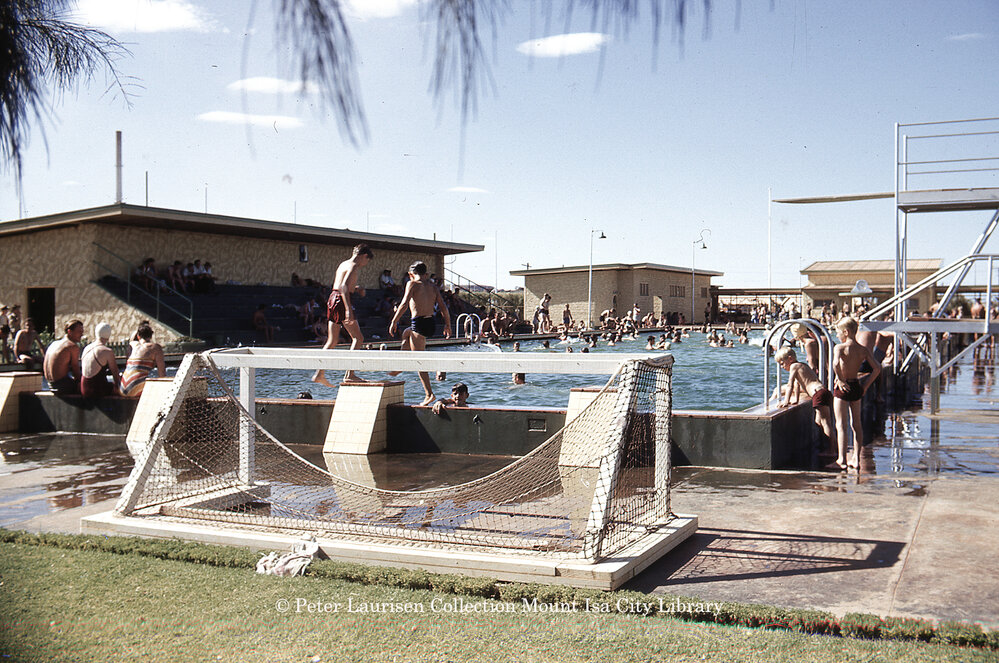 Mount Isa Memorial Swimming Pool, Parkside, November 1952