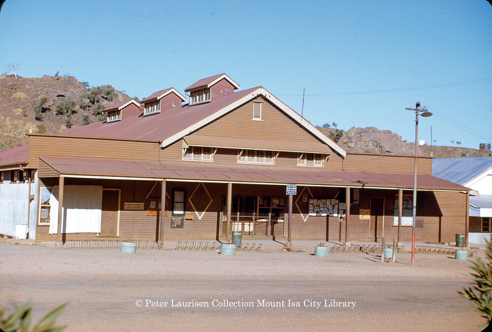 Community store, Mineside, August 1951