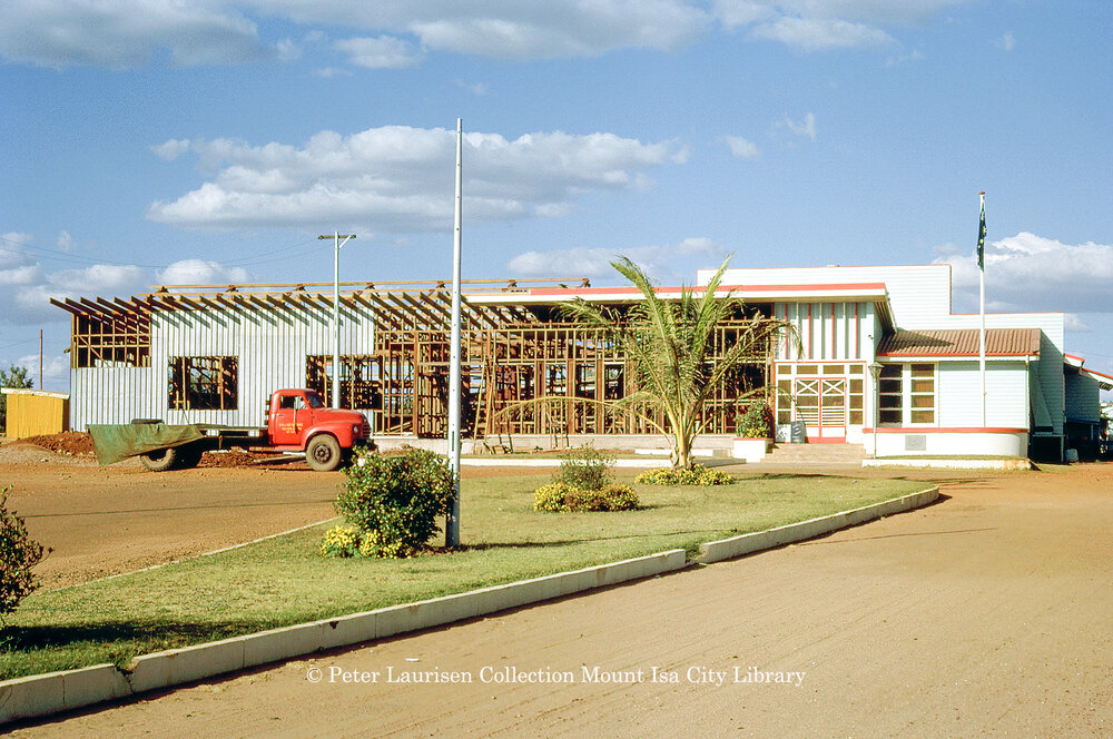 Mount Isa Returned Servicemen League Club extensions, May 1962
