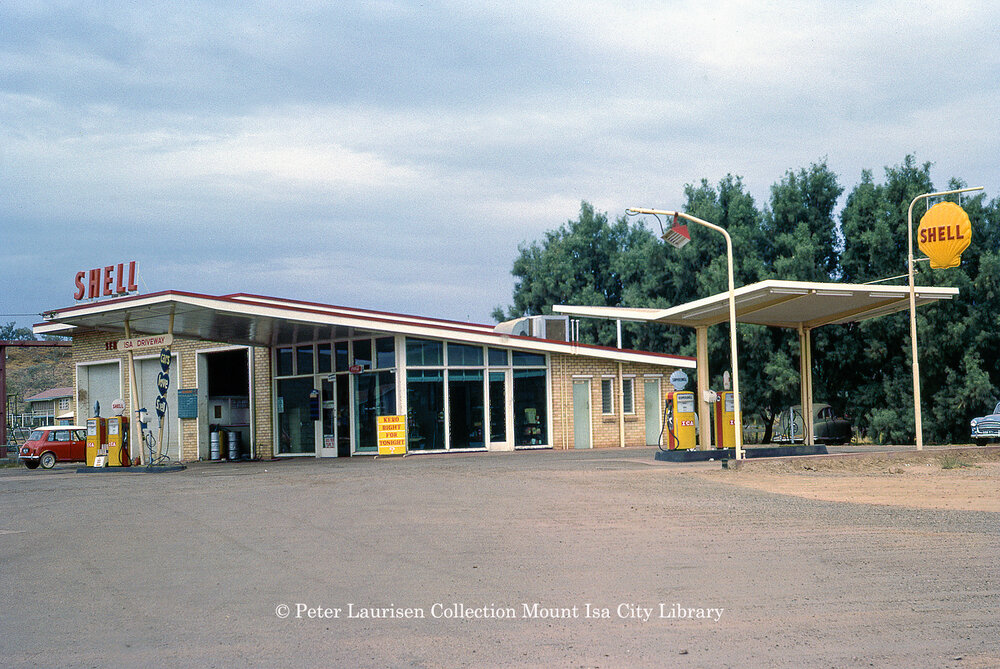 Shell service station, Mount Isa City, May 1962