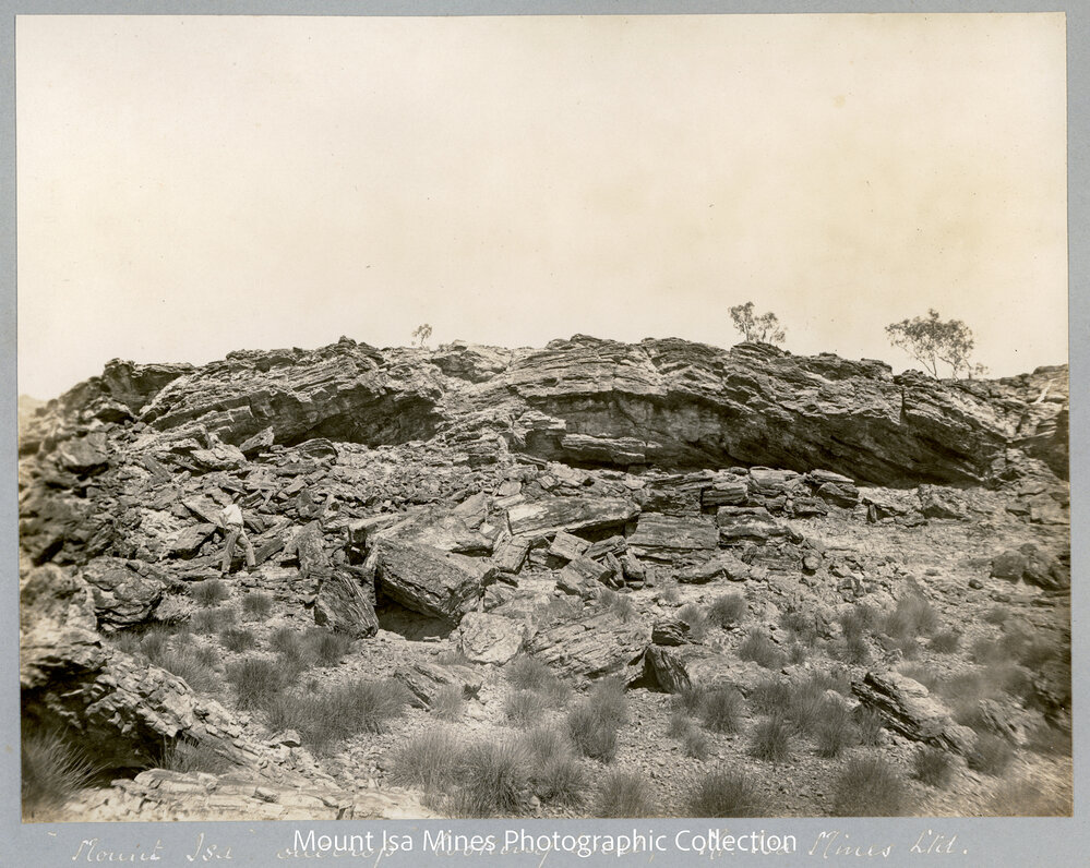 Ibus outcrop , Mount Isa Mines