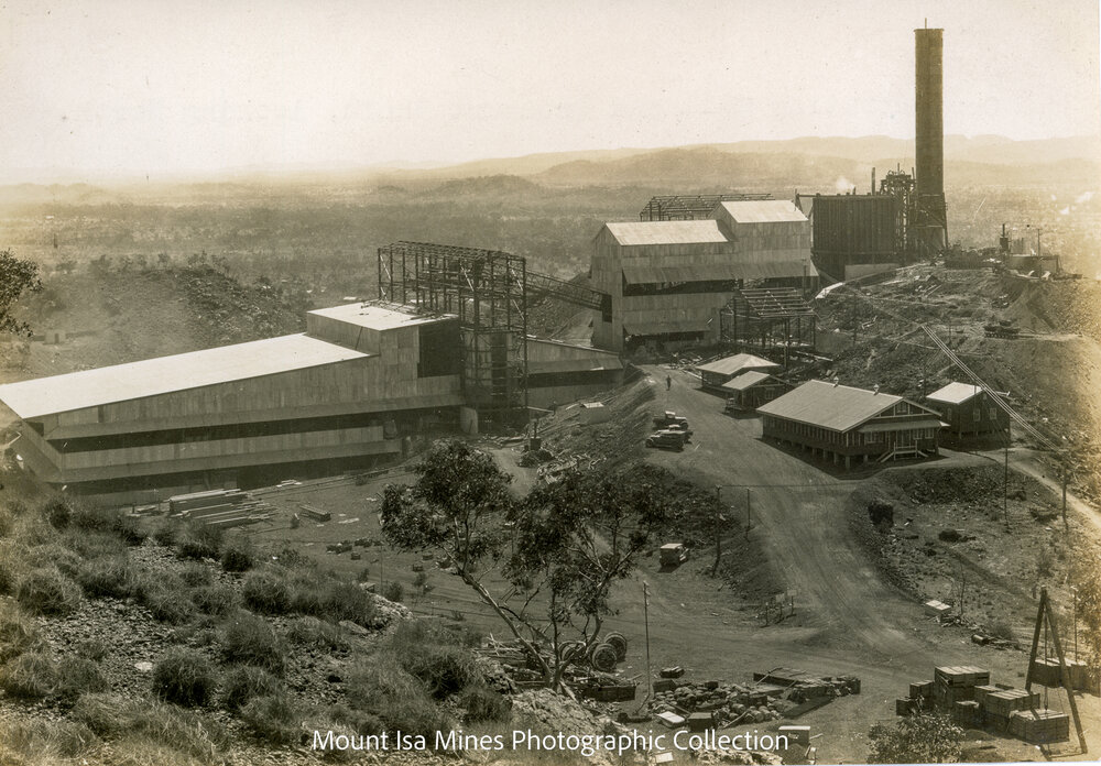 Concentrator and Urquhart Shaft under construction, Mount Isa Mines, September 1930
