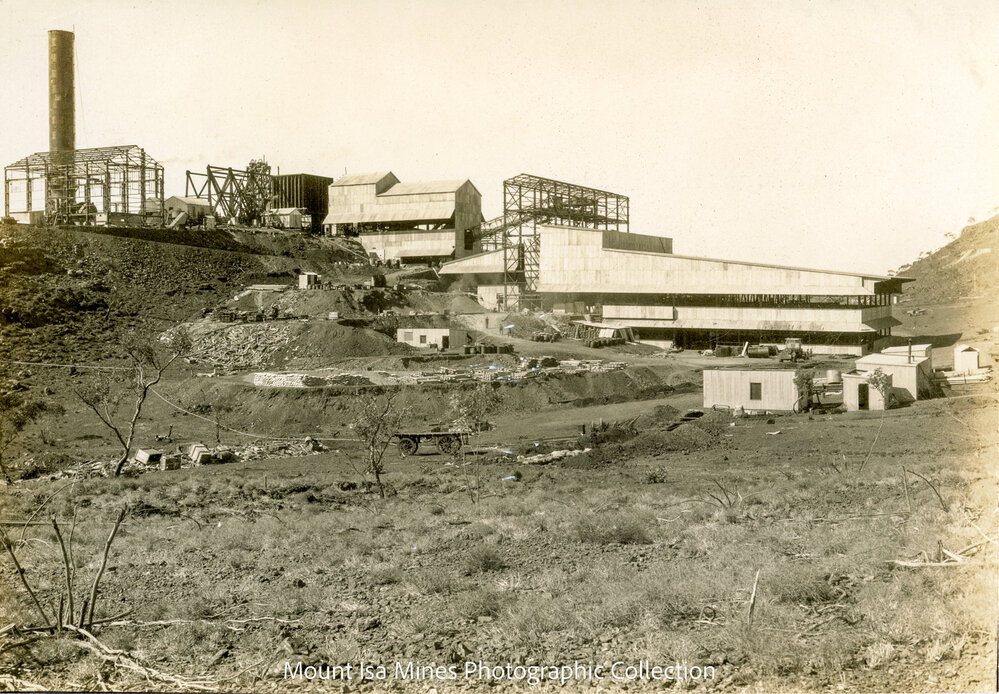 Concentrator and Urquhart Shaft under construction, Mount Isa Mines, September 1930