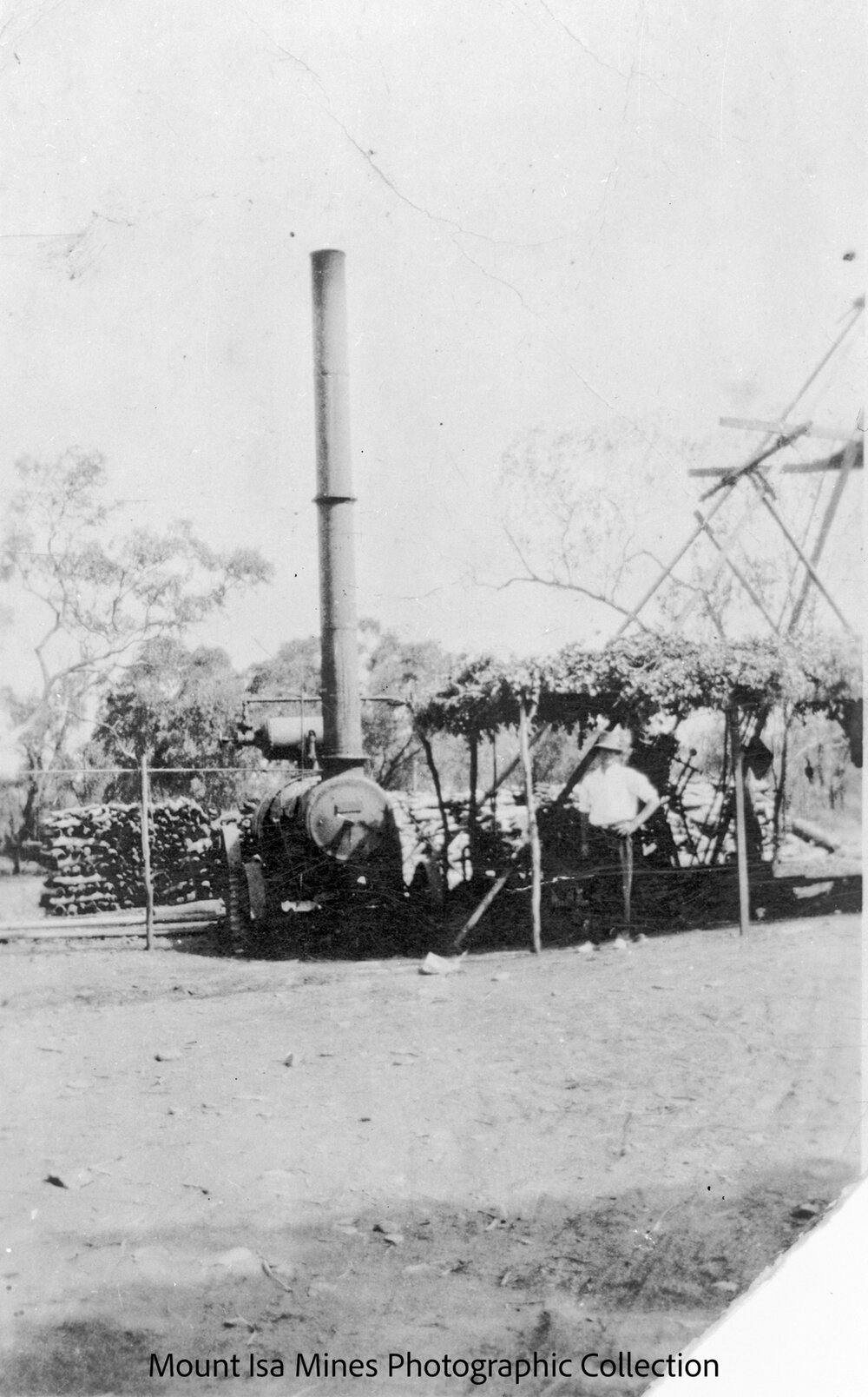 First diamond drill, Mount Isa Mines, November 1926