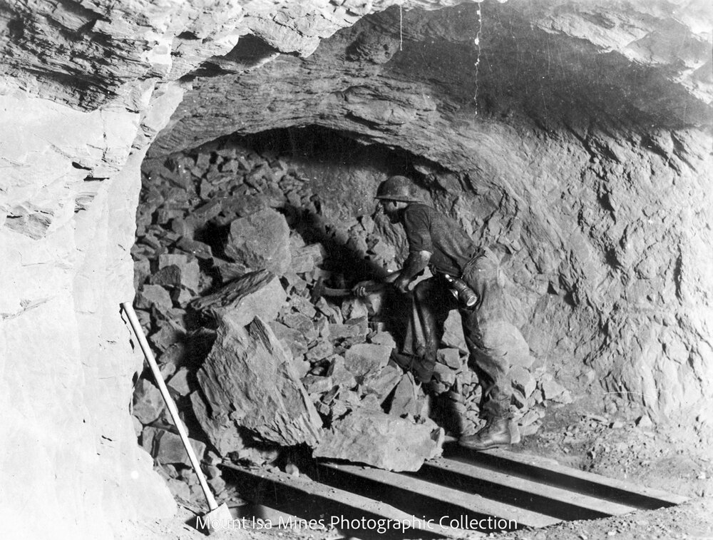 Grizzly for S66 stope at Black Star, Mount Isa Mines, c.1937 