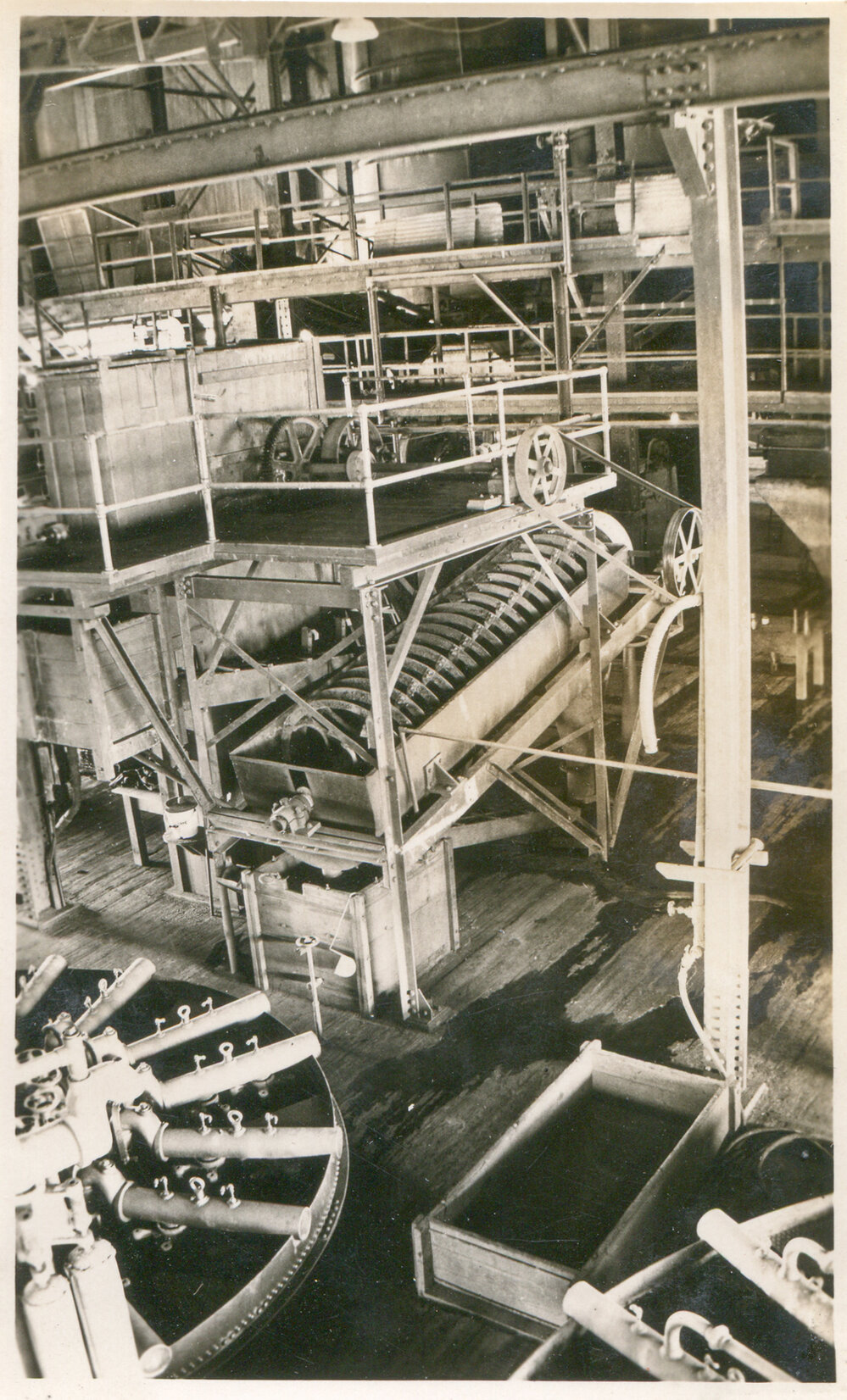 Belt elevators and Akens Classifier, Mount Isa Mines, c.1931