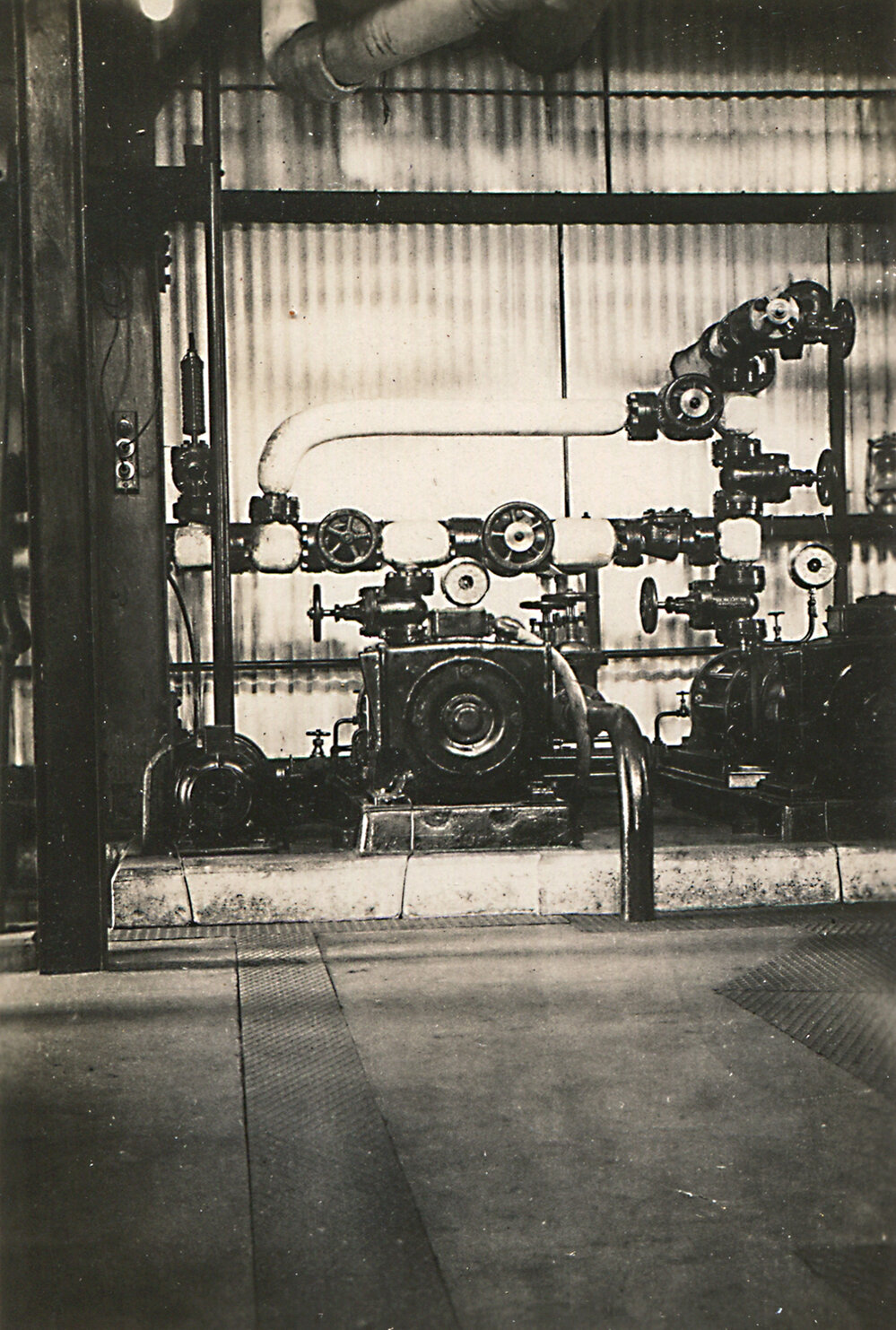 Circulating water pump Mines Power Station, Mount Isa Mines, c.1931