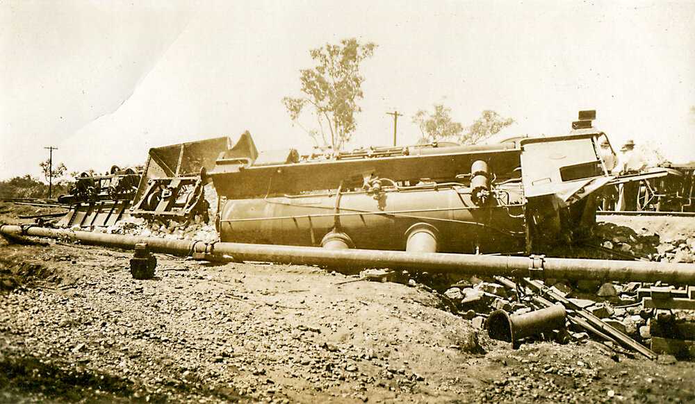 Limestone train derailment between Rifle Creek and Mount Isa, December 1932