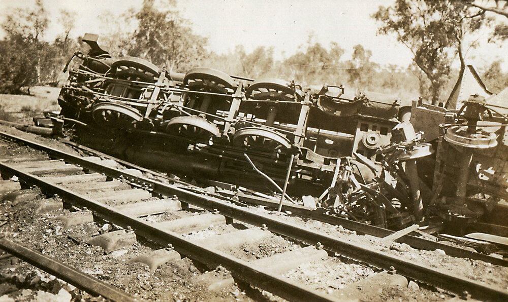 Limestone train derailment between Rifle Creek and Mount Isa, December 1932