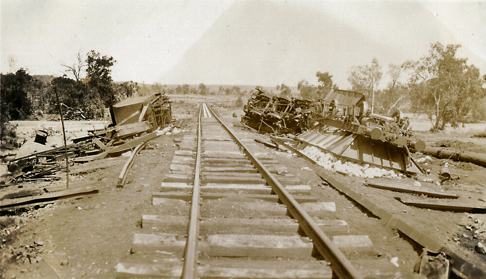 Limestone train derailment between Rifle Creek and Mount Isa, December 1932