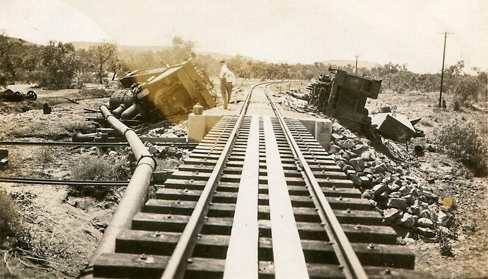 Limestone train derailment between Rifle Creek and Mount Isa, December 1932