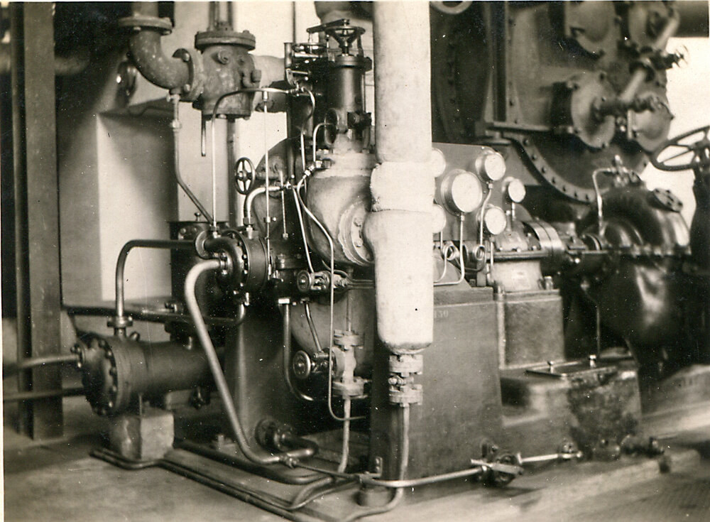 Steam powered circulating water pump, Mines Power Station, c.1931