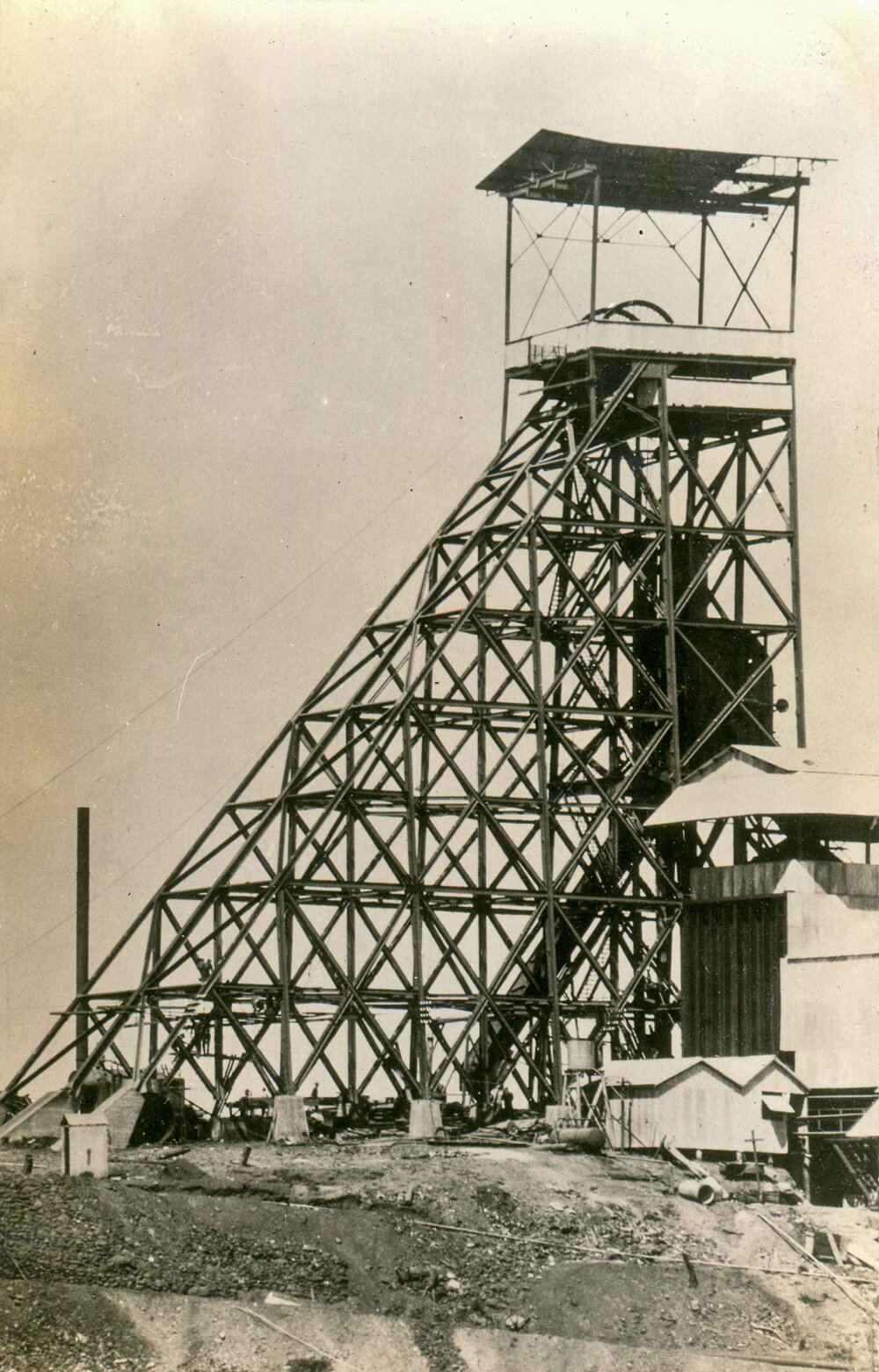 Urquhart Shaft Headframe, Mount Isa Mines, c.1931