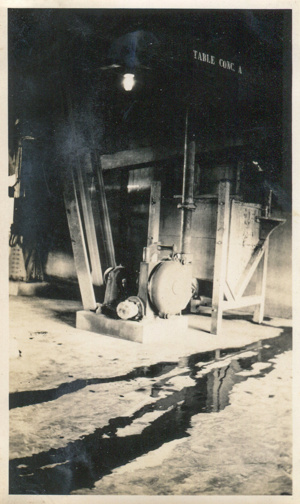 Wilfley pumps on table tails mill, Mount Isa Mines, c.1931
