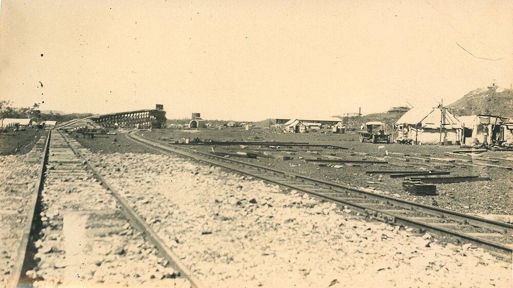 Railway coal stage, Townside, c.1930