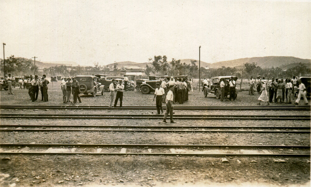 Miners leave Mount Isa during a strike, Townside, c.1933