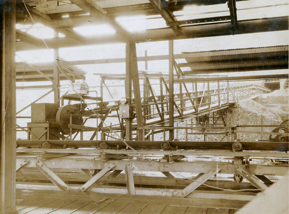 Discharge end of tunnel belt conveyor, Mount Isa Mines, c.1930