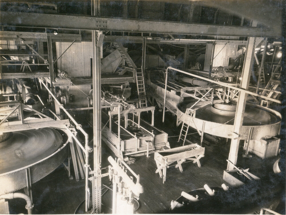 Dorr Bowl classifier with Rakes Mill, Mount Isa Mines, c.1931
