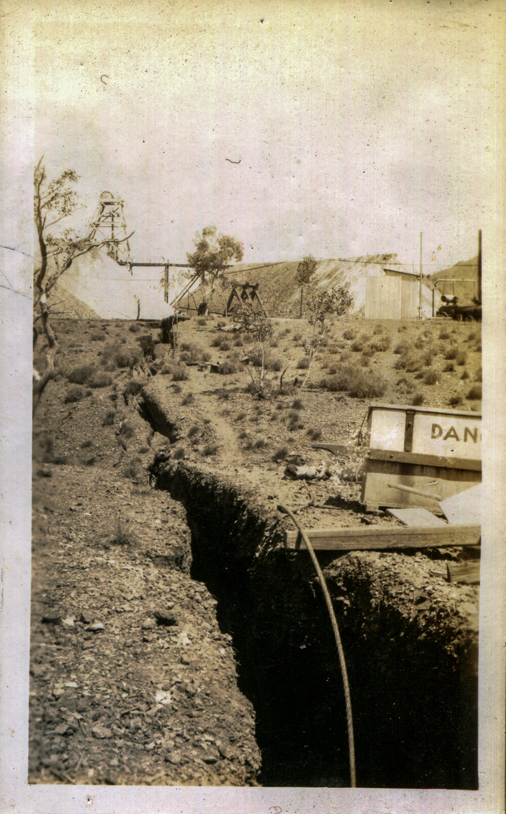 Ground failure of Black Star glory hole hanging wall, Mount Isa Mines, c.1934