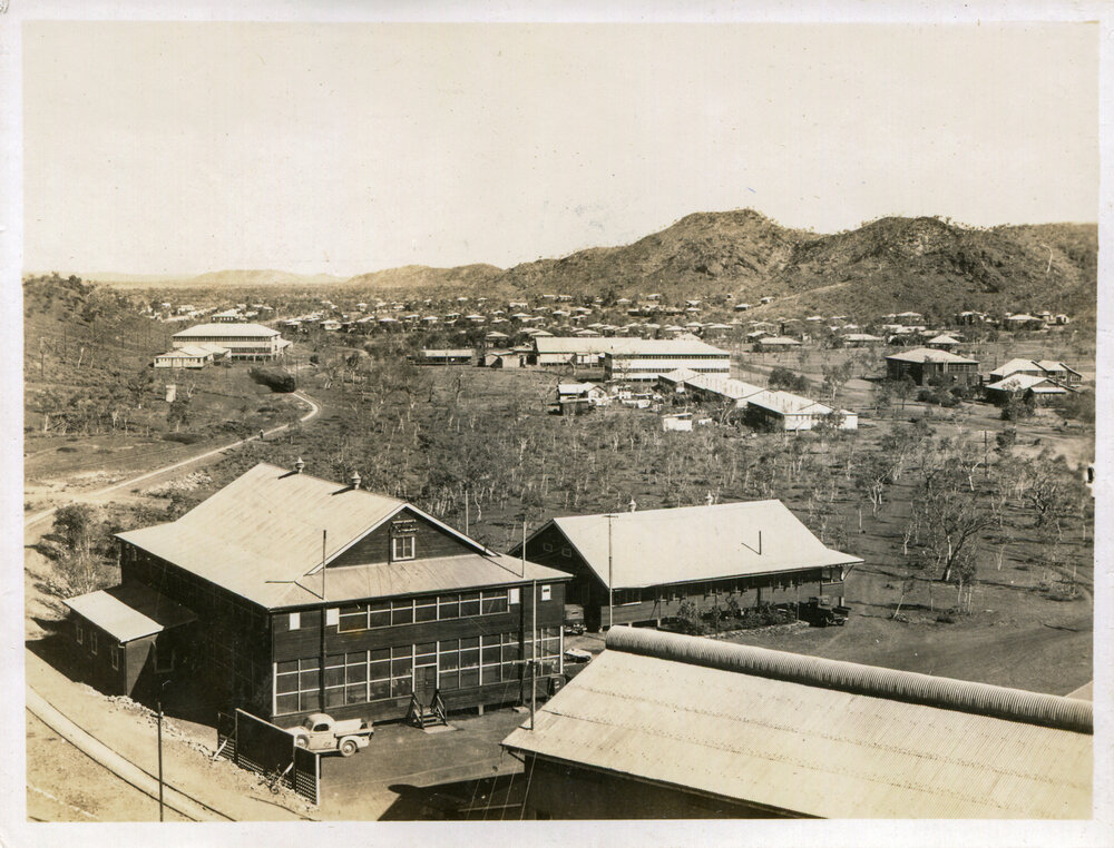 MIM offices and change house, Mineside, c.1932