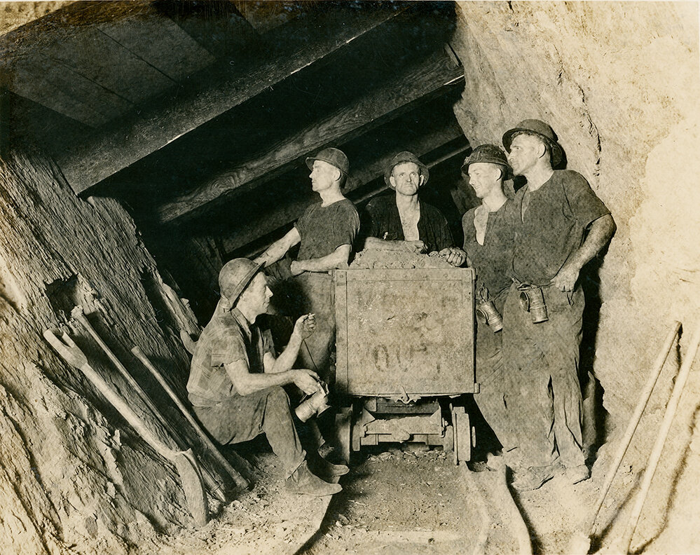 180 Lode Rio Grande hand tramming underground, Mount Isa Mines