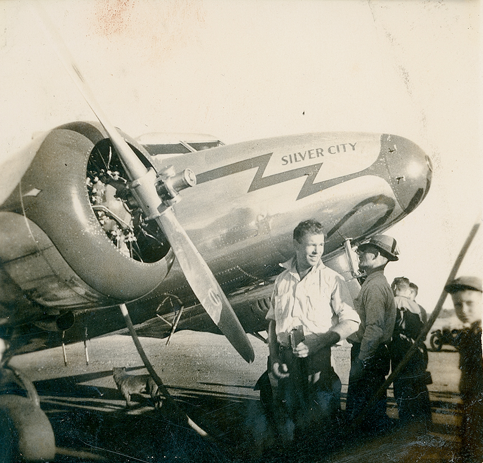 Broken Hill Zinc Corporation Silver City plane at Mount Isa, July 1940