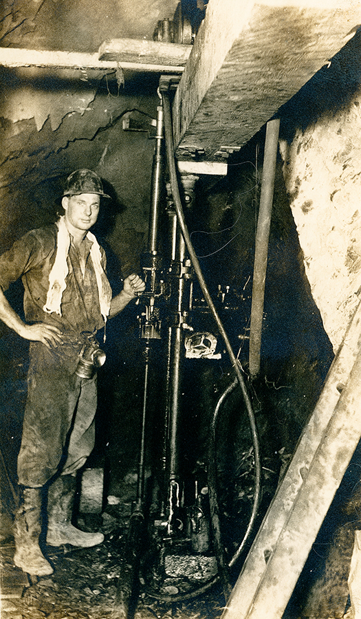 Diamond drill underground, Mount Isa Mines