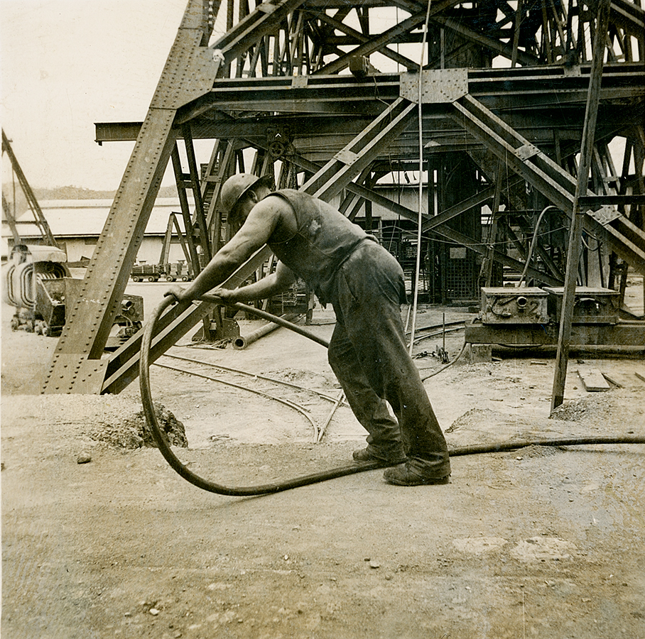 Installing winder rope Man and Supply 