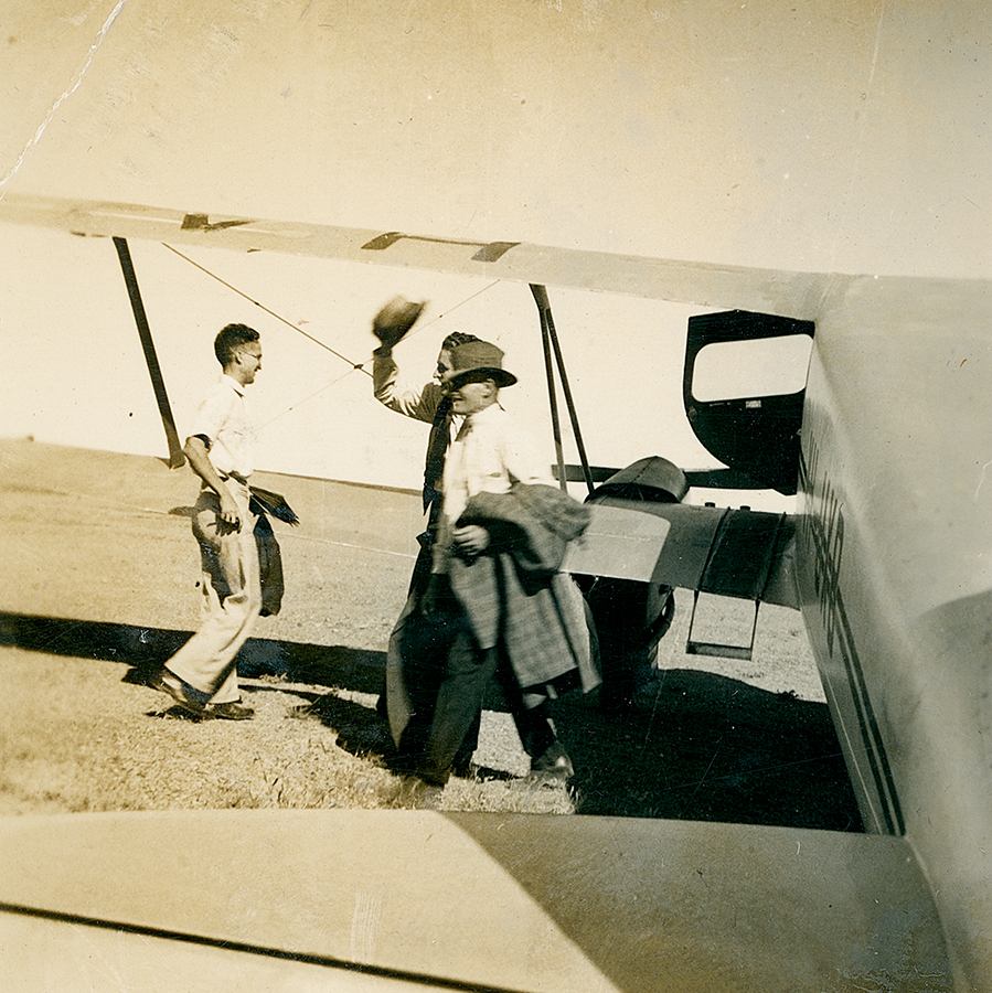 QANTAS Empire Airways DH90 Dragonfly, c.1947 