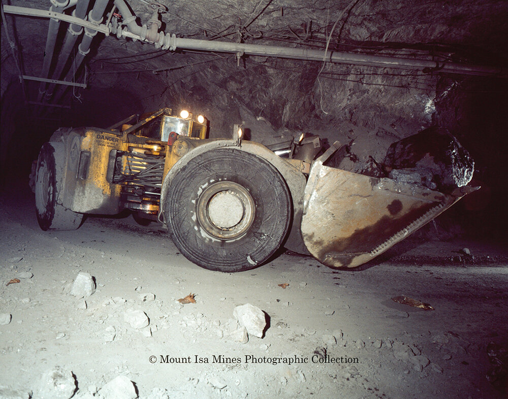 X41 modified electric loader, Mount Isa Mines, January 1989