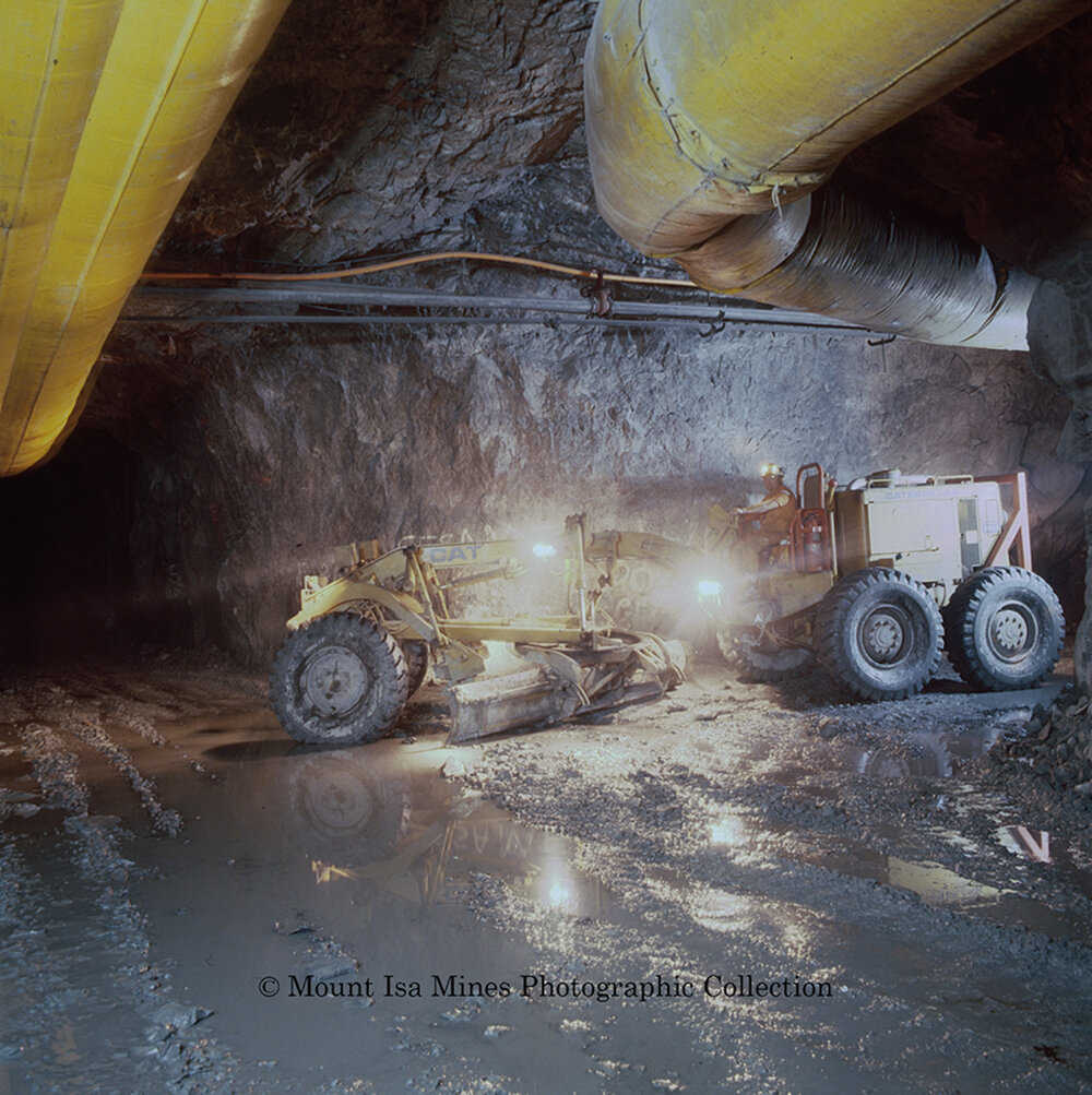 CAT grader, Mount Isa Mines, August 1989
