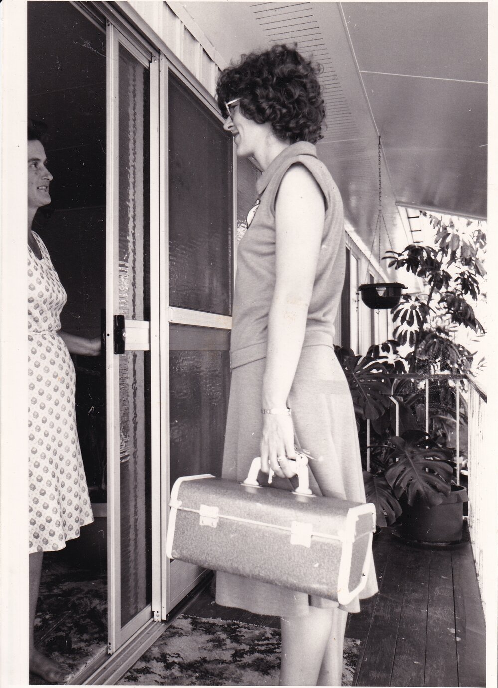 Blue Nursing nurse in-home visit