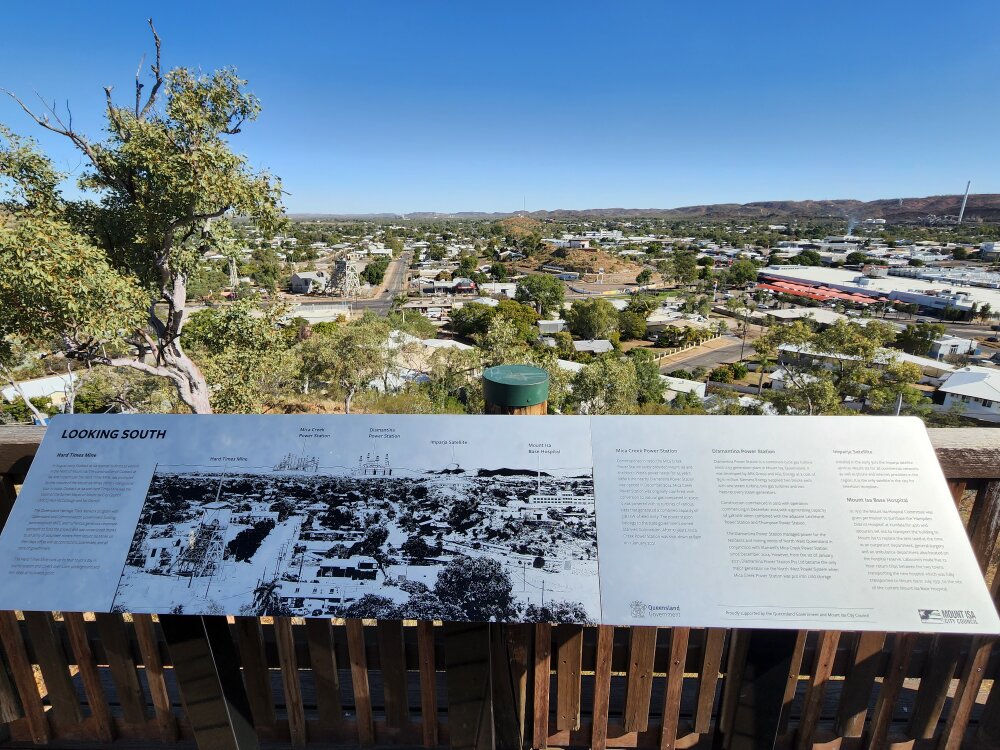 City Lookout sign, The Gap, August 2022