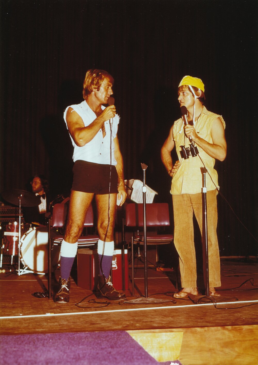 Paul Hogan at Mount Isa Civic Centre opening, November 1974