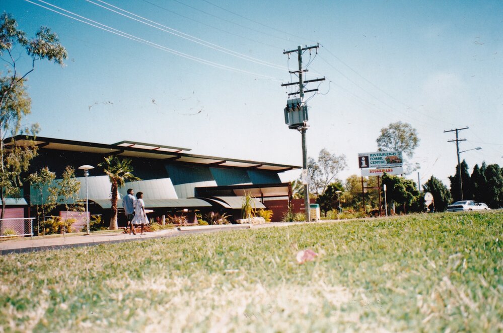 Outback at Isa, The Gap