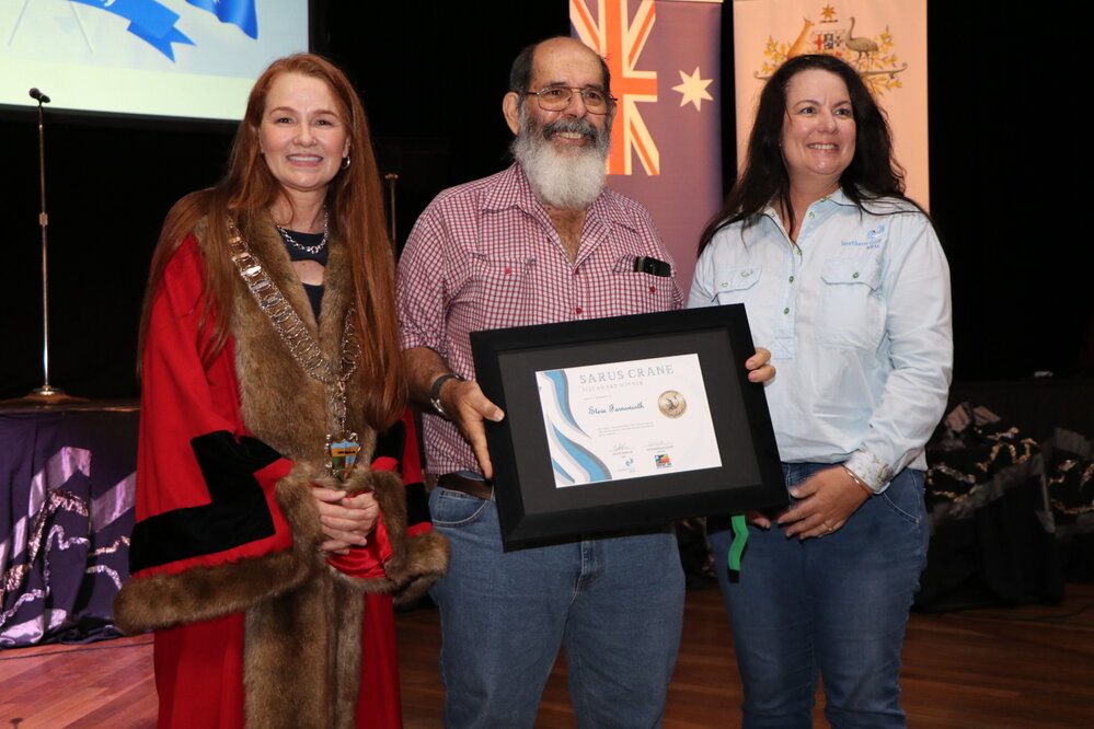 Steve Farnsworth receives Southern Gulf NRM Sarus Crane Award, January 2023