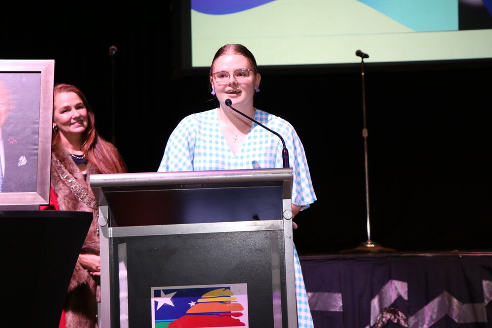 Sophie Greenhalgh receives Junior Citizen of the Year Award, January 2023