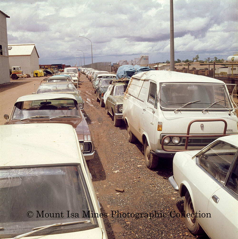 Cyclone Tracy Darwin evacuees in Mount Isa, December 1974