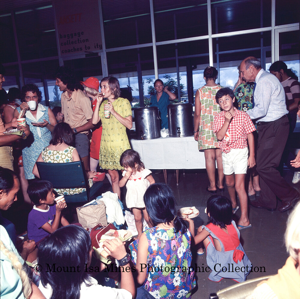 Cyclone Tracy Darwin evacuees in Mount Isa, December 1974